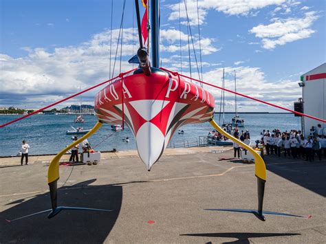 nuova imbarcazione prada|Luna Rossa Prada Pirelli pronta al varo dell’ AC 75, ecco come .